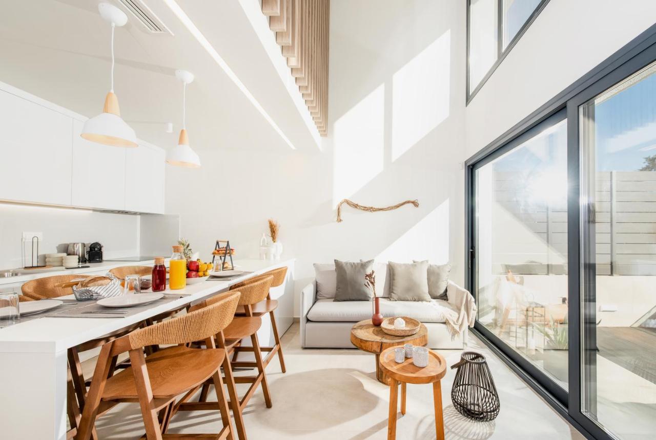 Serene Seafront Villas Неа-Ираклия Экстерьер фото
