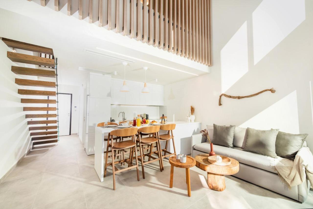 Serene Seafront Villas Неа-Ираклия Экстерьер фото